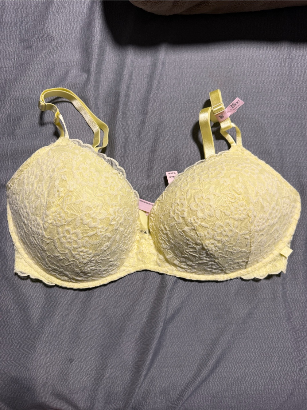NWT Victoria's Secret Yellow Lace Padded Wireless Bra Size 38DD